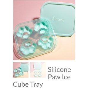 Silicone Paw Ice Cube Tray by CatLadyBox NWT